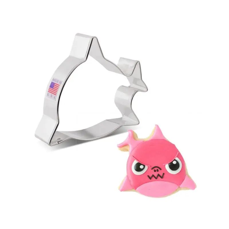 Ann Clark Front-Facing Shark Cookie Cutter – 3.5 Inches 1