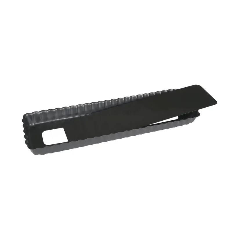De Buyer Fluted Rectangular Tart Pan With Removable Base 1