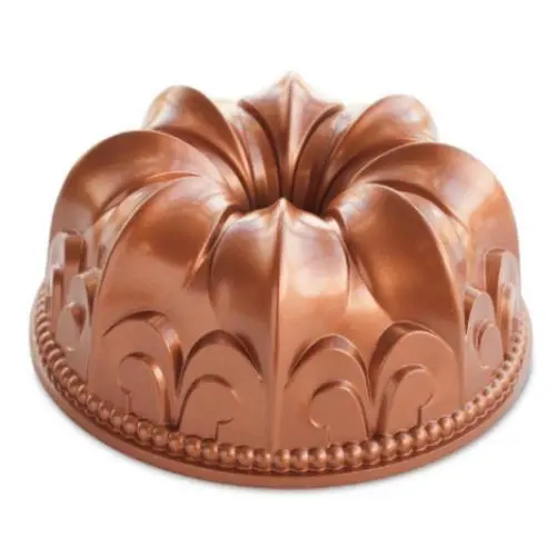 Fleur-De-Lis Embossed Bundt Pan 1