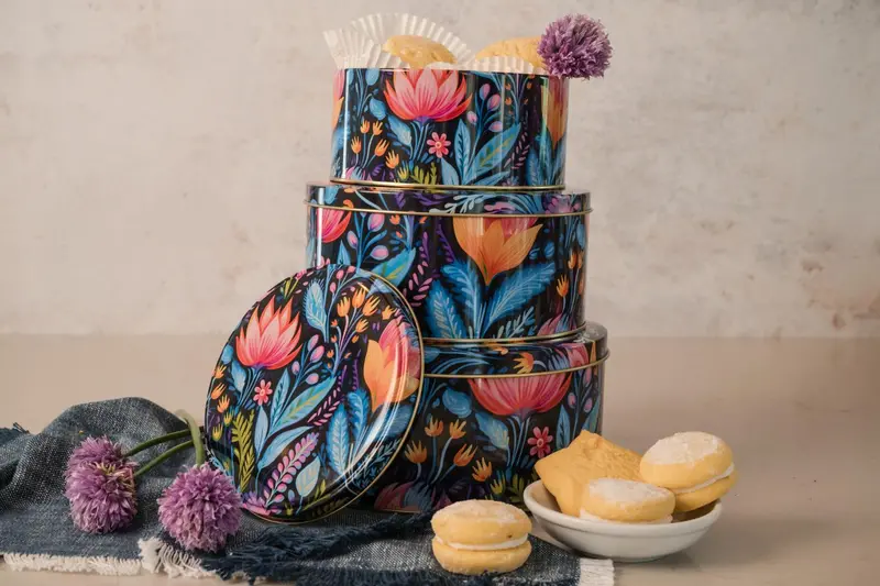 Floral Cookie Gift Tin Set – 3-Pack Smart Cookies 1
