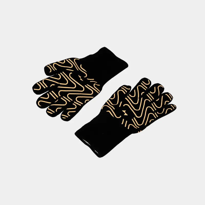 Heat-Resistant Oven Gloves With Shield Protection 1