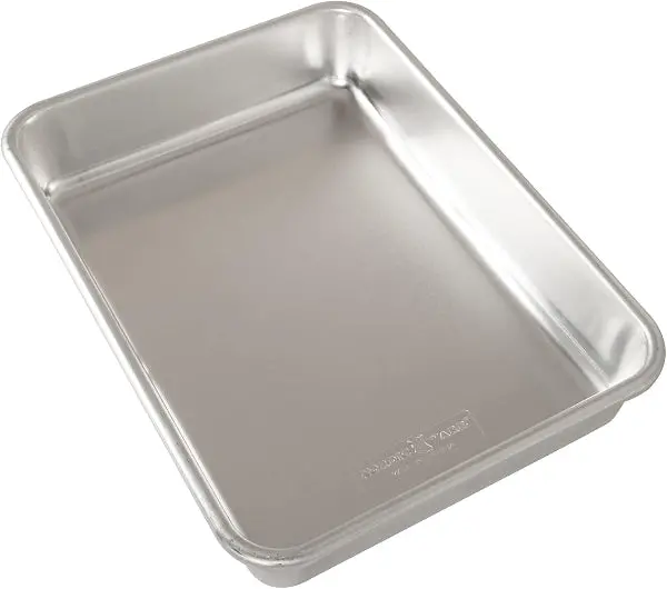 Heavy-Duty Natural Aluminum Rectangle Cake Pan – 9" X 13" 1