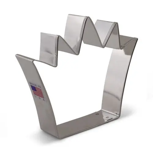 King Crown Cookie Cutter – Regal Themed Baking Mold 1