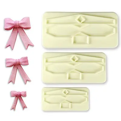 Large Bow-Shaped Cookie Cutter Set 1