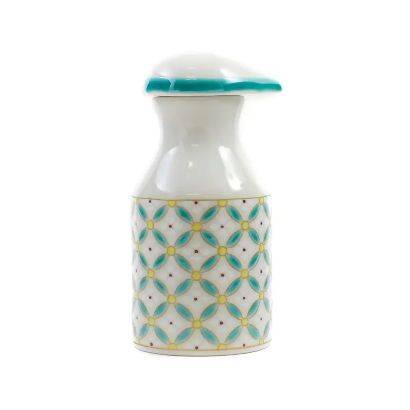 Seikou Geometric Soy Sauce Pourer – Handcrafted Porcelain 1