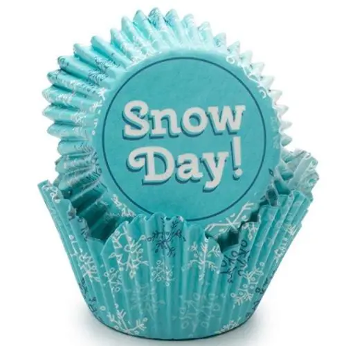 Snowy Day Tulip Cupcake Liners – Winter-Inspired Floral Paper Cases 1