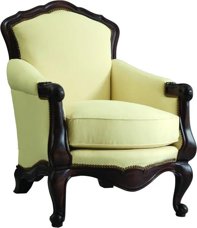 Versailles Accent Chair – Traditional Elegance Meets Modern Comfort 2